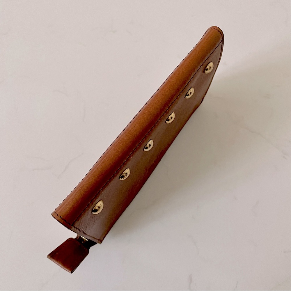 ZUCCa🇯🇵 Leather Zippered Wallet Pouch - Picture 8 of 10